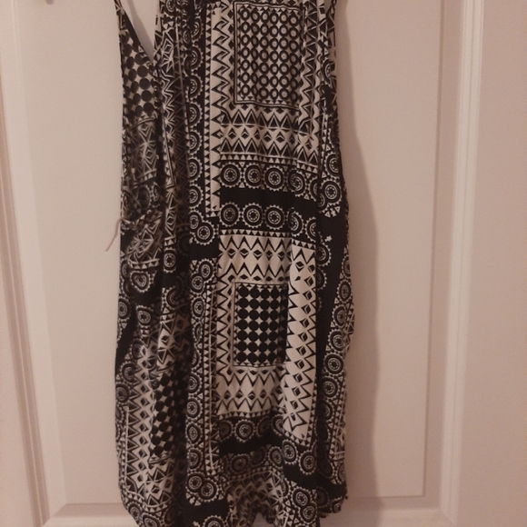 Tank top - Picture 3 of 3